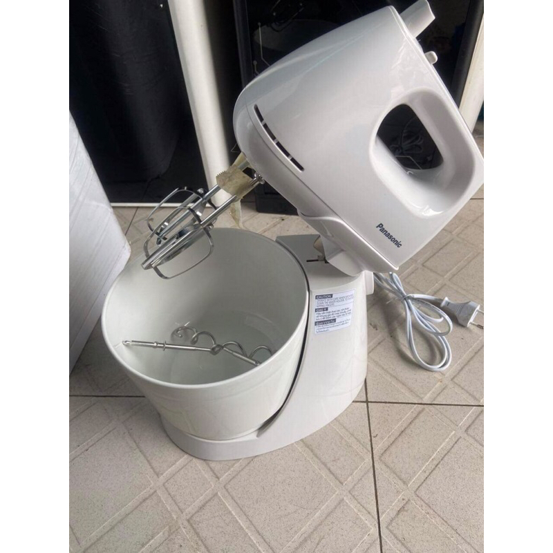 Máy nhồi bột đánh trứng Panasonic MK-GB3WRA