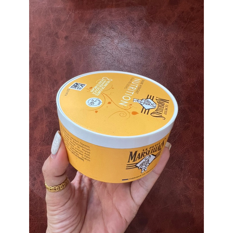 Kem dưỡng ẩm chống nẻ Pháp hũ 300ml
