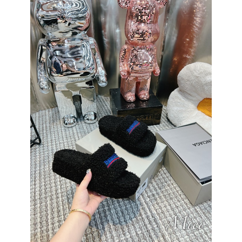 DÉP LÊ LÔNG BALEN ĐẾ BÁNH MÌ