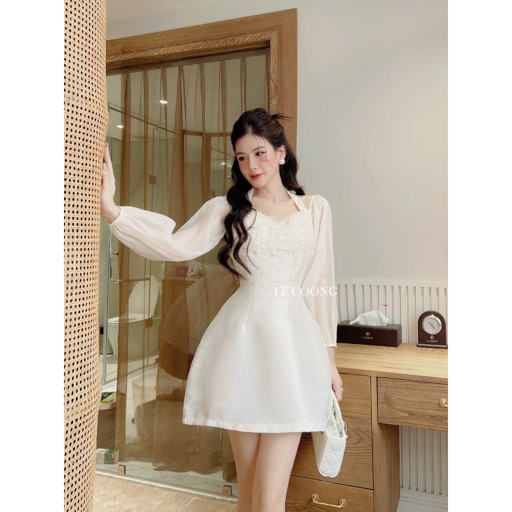 Váy Trễ Vai Dài Tay Dáng Ngắn LECOONG V468 Đầm Đẹp Đính Hoa Thủ Công Tafta
