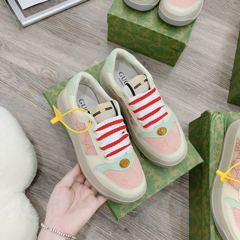 Giày sneaker G.C kem hồng đế cao