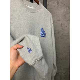 Áo Sweater MLB hoạ tiết cube