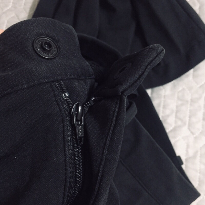 Quần dài Uniqlo màu đen eo 84- 92 cm size L 2hand