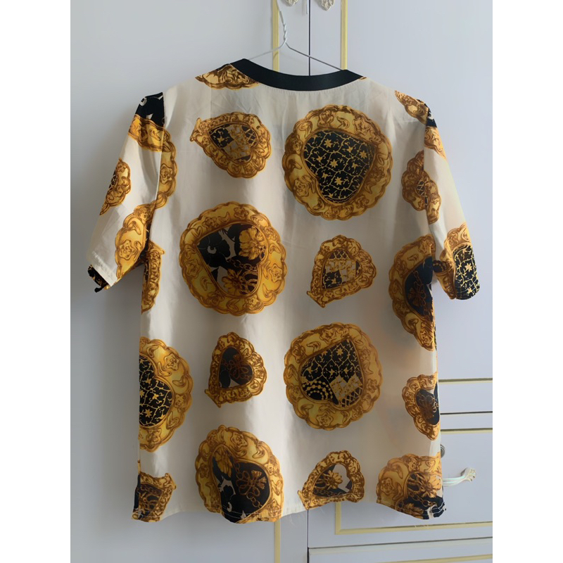 Pass áo thun tay ngắn hoạ tiết