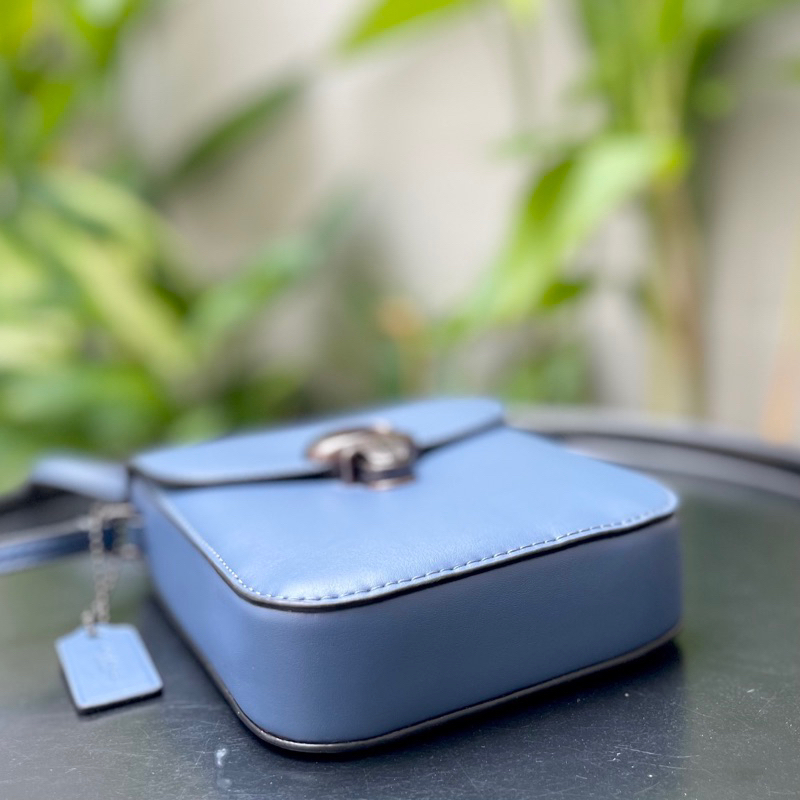 Túi coach tall studio mãu mới