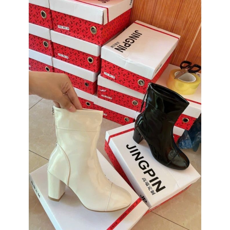 Bốt HOT TREND 2 màu cực xinh nhé !!!!