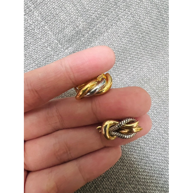 Thanh lý bông tai 2 chiếc khác nhau