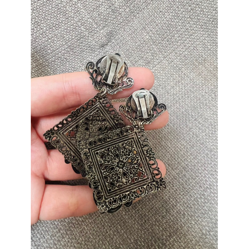 Thanh lý bông tai kim loại mix nhựa, phale