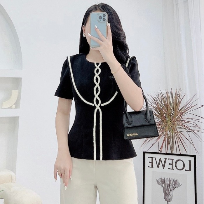 Áo Sơ Mi Nữ Ngắn Tay Cổ Tròn Đen Phối Xích Trắng Thời Trang Nữ Rosara SM250