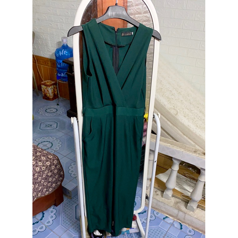 Jumpsuits dài màu xanh lá