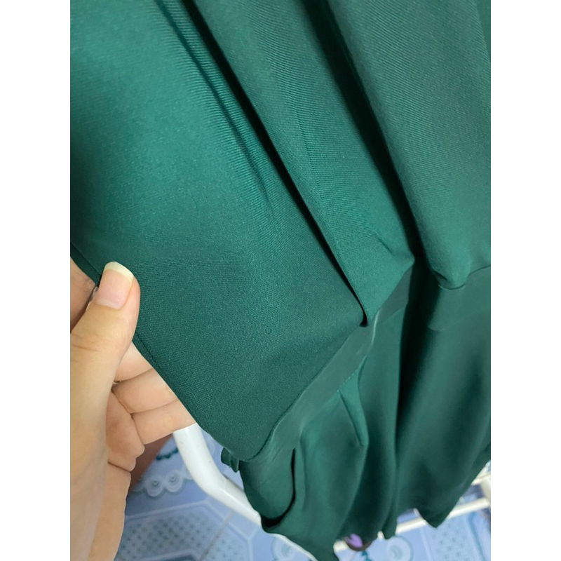 Jumpsuits dài màu xanh lá