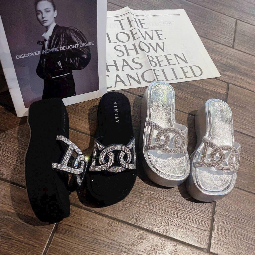 Dép cao bánh mì xoàn đính đá siêu xinh da xịn đế đúc 7p tôn dáng quá đẹp