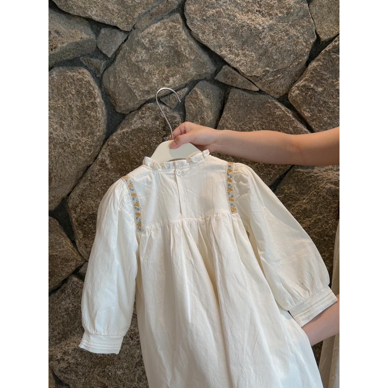 Váy bé gái  Váy thô thêu hoa trắng be BABYCITY cho bé 13kg - 27kg
