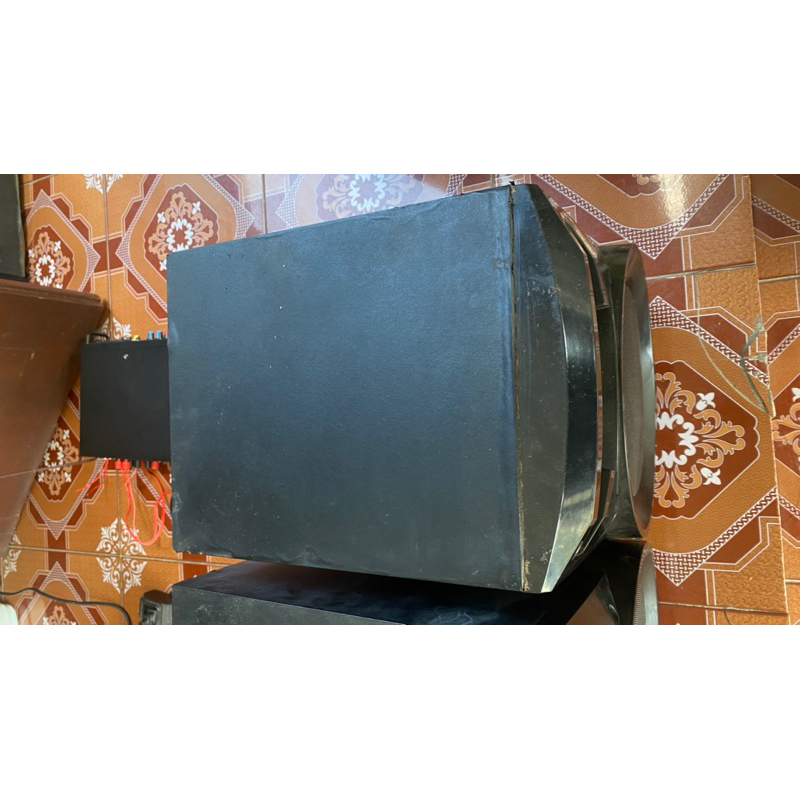 ĐÔI LOA XCL DM-8211 250w - hàng cũ bóc dàn thanh lý