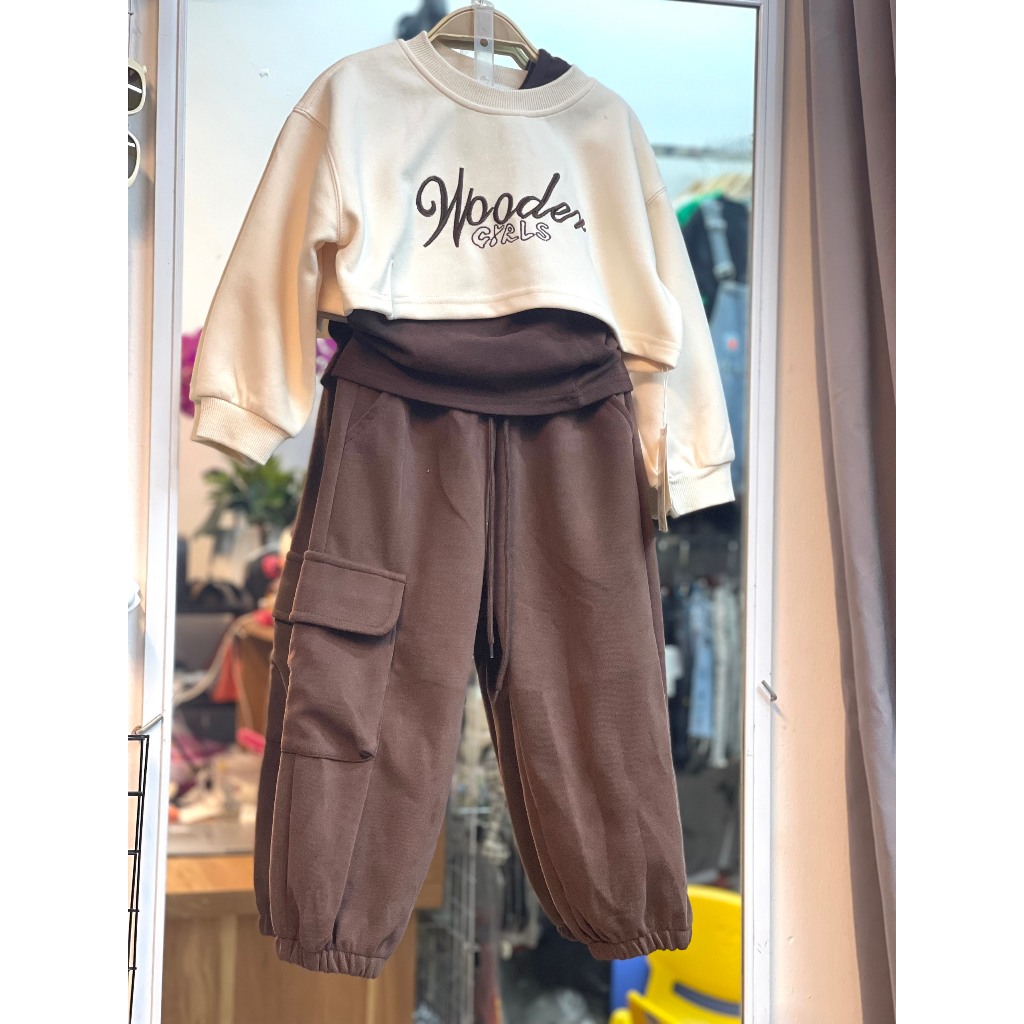 Bộ nỉ nâu bé gái 80157  SGD320