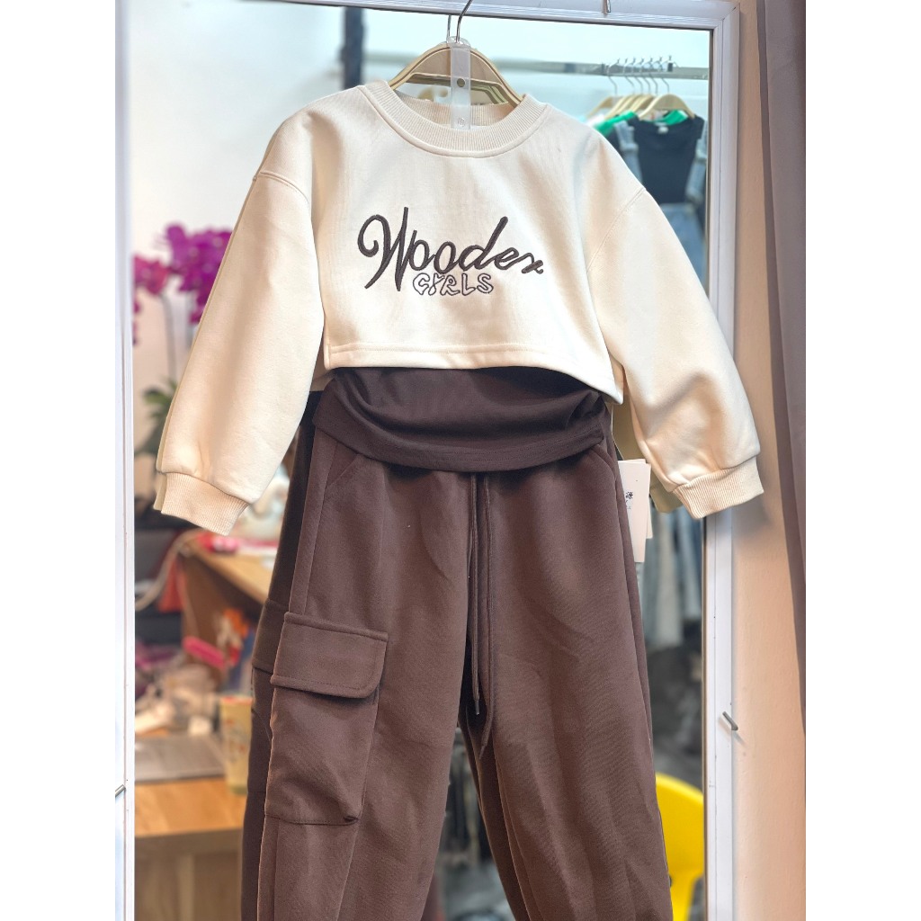 Bộ nỉ nâu bé gái 80157  SGD320