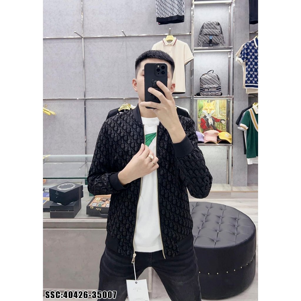 Áo Khoác Bomber Nam Đì O Dập Vân Logo Nhung Full Áo - Áo Khoác Bomber Nam Đì O Viền Áo Dập Vân Nổi Siêu Đẹp