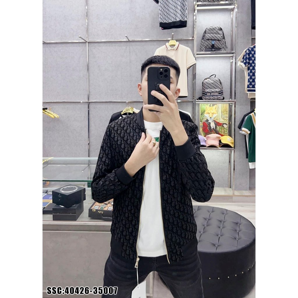 Áo Khoác Bomber Nam Đì O Dập Vân Logo Nhung Full Áo - Áo Khoác Bomber Nam Đì O Viền Áo Dập Vân Nổi Siêu Đẹp