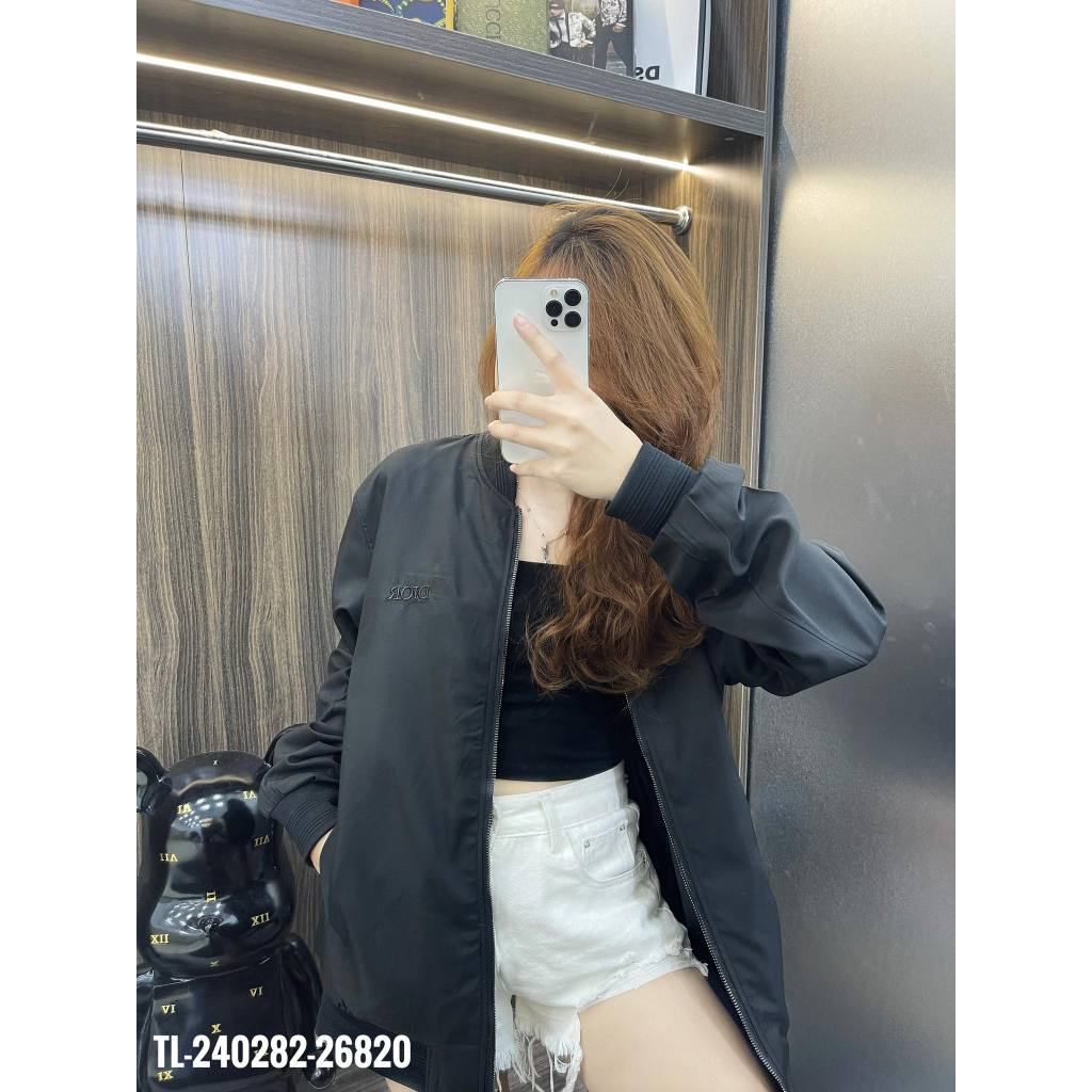 Áo khoác bomber nam nữ CD vải gió trơn thêu logo chữ sau lưng bo ống chun 2 lớp dày dặn đơn giản AK39P