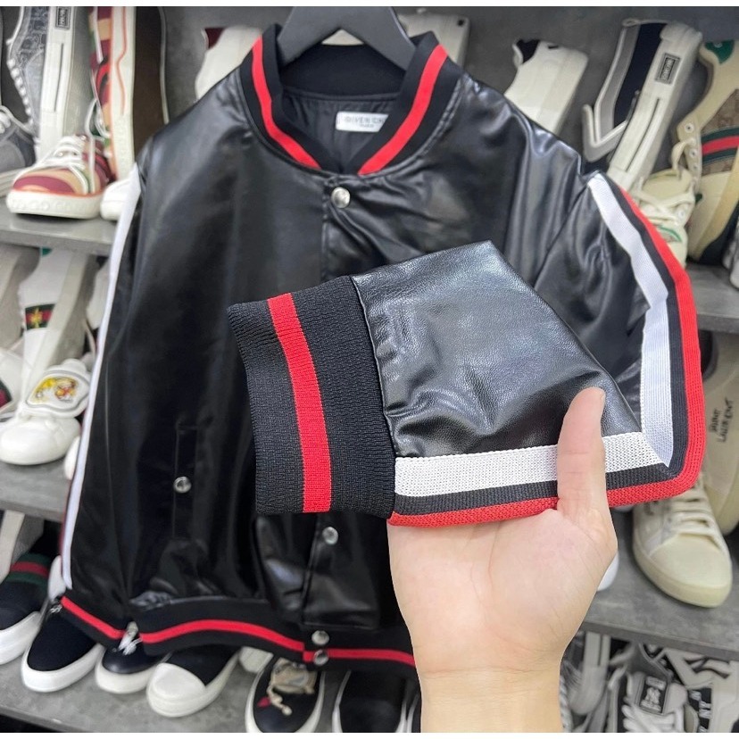 Áo Khoác Da Nam GVC Bomber Jacket Đen Thêu Ngôi Sao Ngực Đỏ Viền Tay Phối Chữ Da Lưng From Dáng Hotttrend 2023