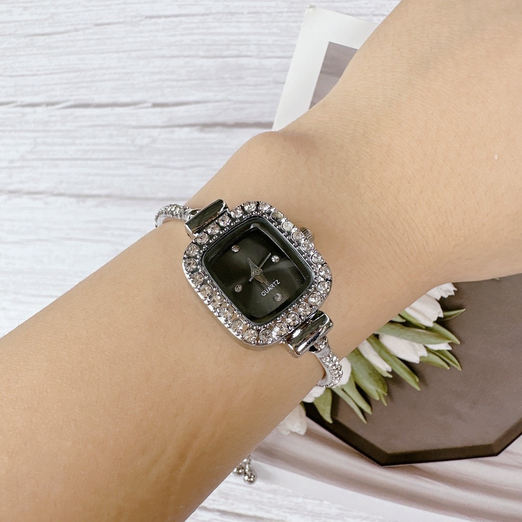 Đồng hồ nữ woor mặt chữ nhật đính đá kim cương cao cấp size 22mm thép chống gỉ bảo hành 12 tháng