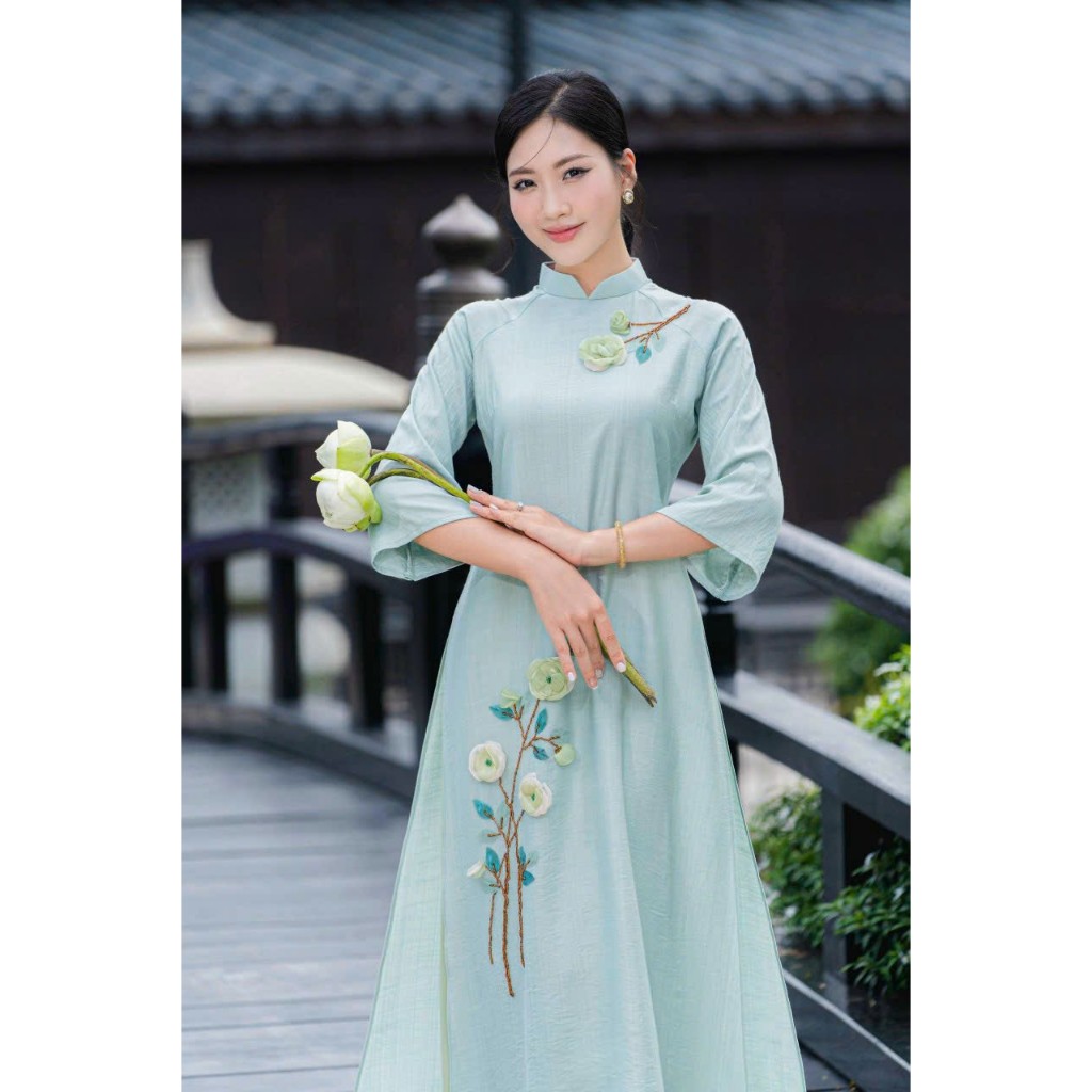 Áo dài cách tân vải Tơ tằm cao cấp 4 tà, đính hoa
