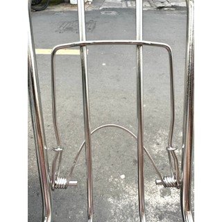 BAGA GIỮA  XE FUTURE 1 ( ĐỜI ĐẦU ) INOX 10LY