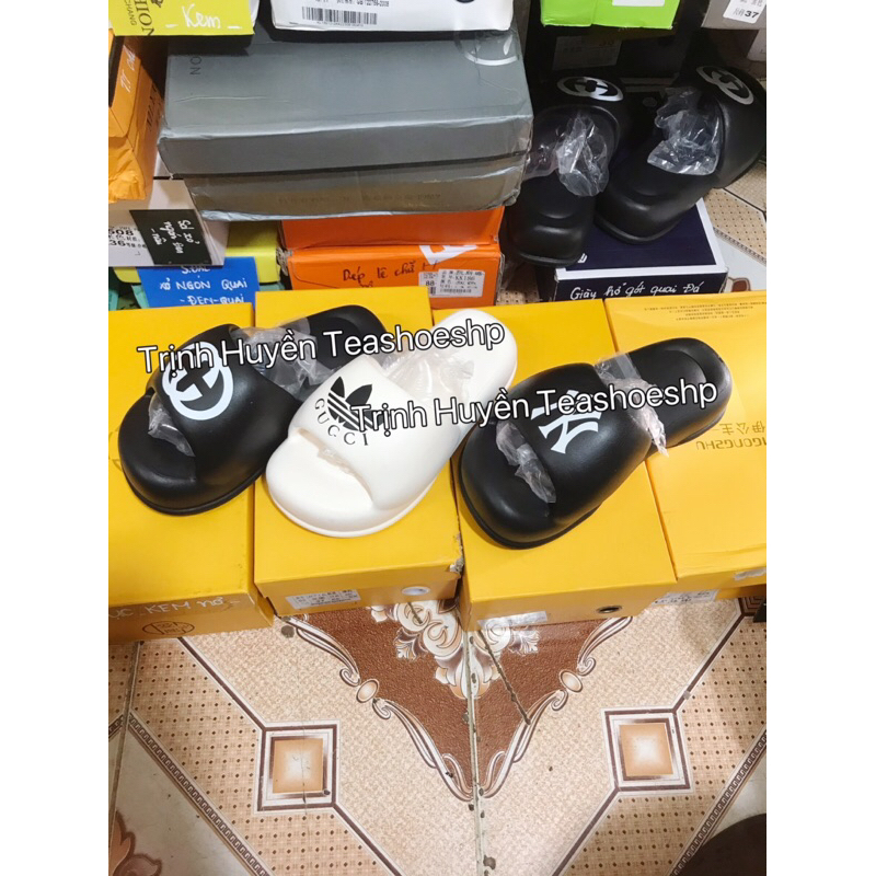 Dép đúc liền siêu nhẹ,dép bánh mì béo hot,dép trắng đen quai ngang đế bằng