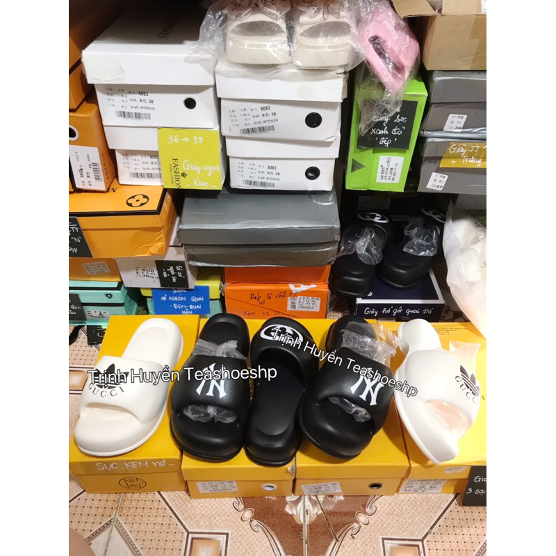 Dép đúc liền siêu nhẹ,dép bánh mì béo hot,dép trắng đen quai ngang đế bằng