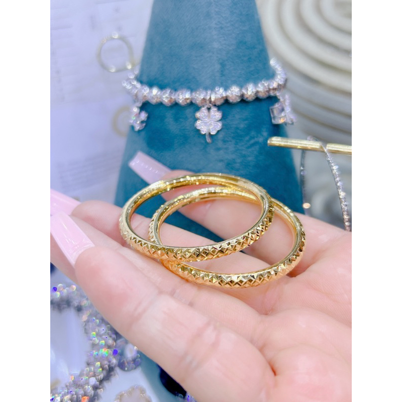 Vòng tay bạc chạm kc xi vang bảng 4.5 ly không khoá