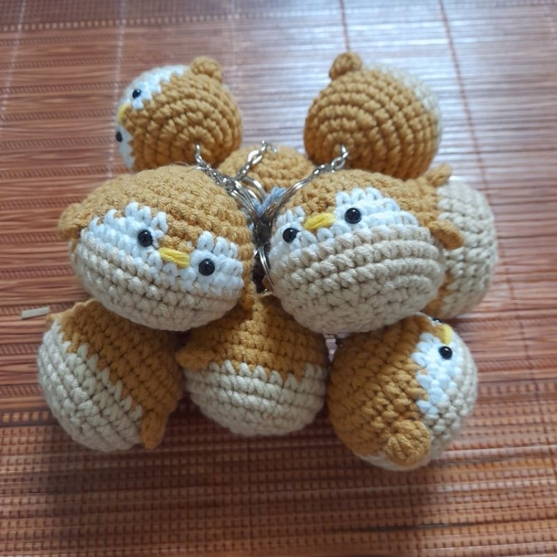 Móc khóa cánh cụt bằng len handmade