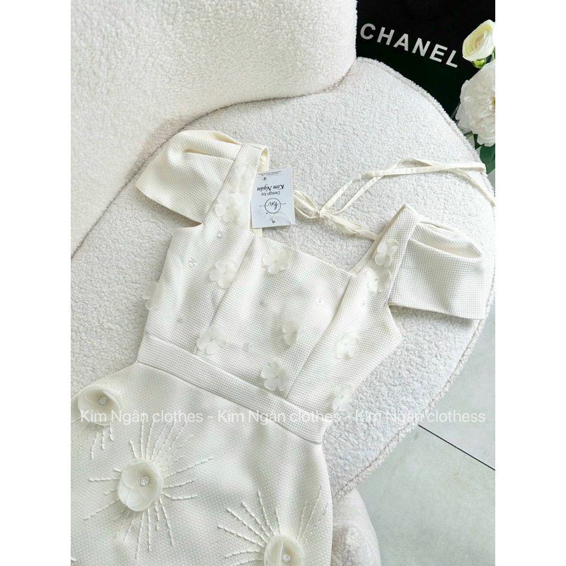 Đầm dạ thiết kế cổ vuông đính hoa tỉ mỉ dáng chữ A siêu đẹp