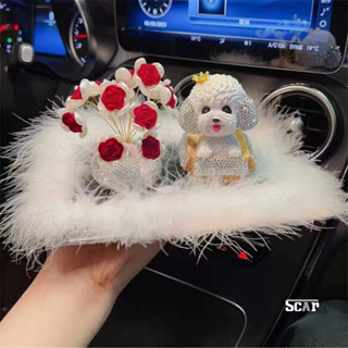 Chú chó đính đá trắng gắn vương miện trang trí taplo, bàn làm việc cleverdog