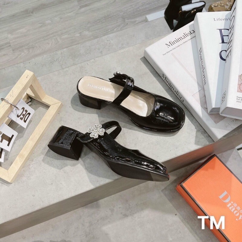 Giày sục quai ngang bản to gắn hoa đá gót vuông 3-7cm mã OC0924