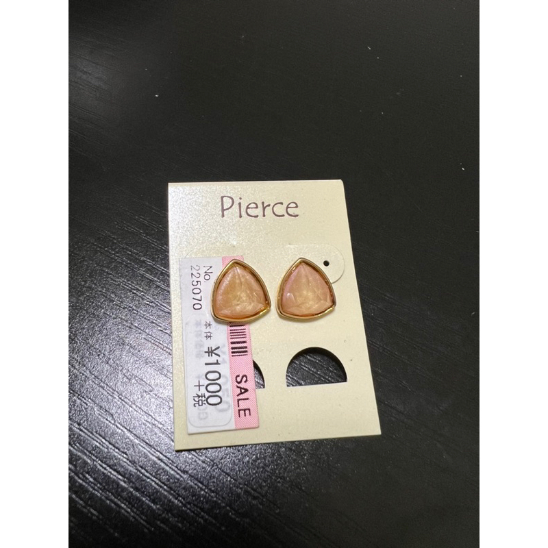 Bông tai đinh, chất liệu đẹp