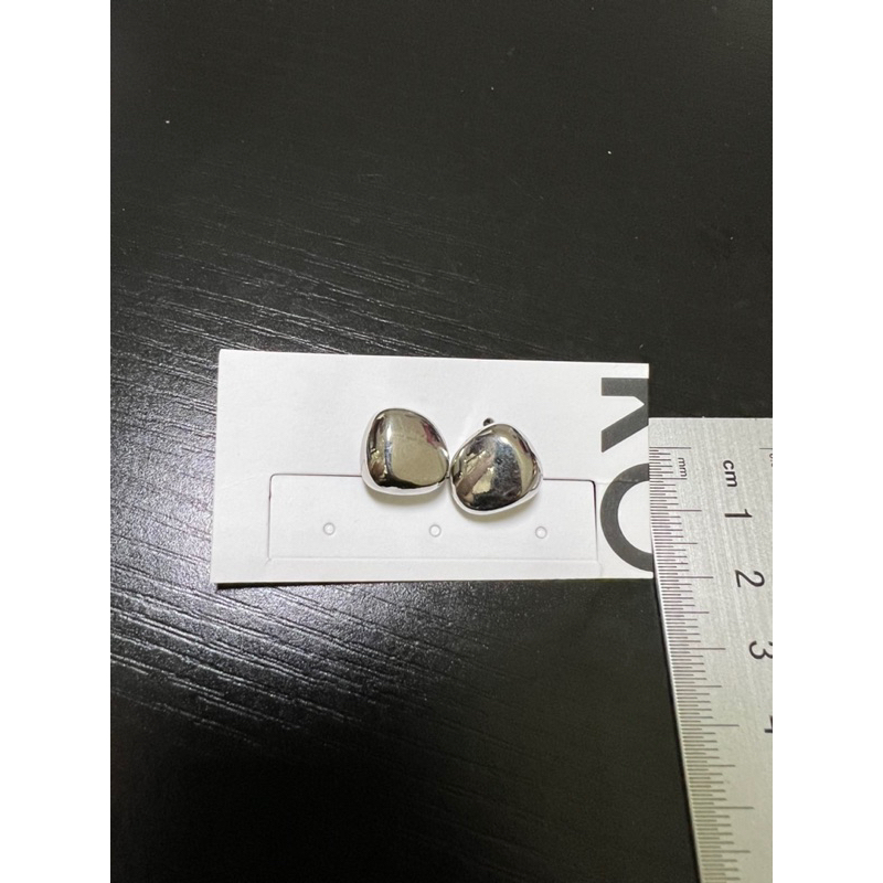 Bông tai kim loại nhiều mẫu