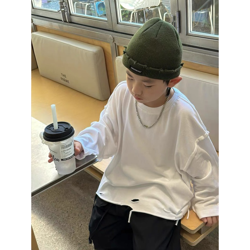 Áo Thun Trắng Trơn Dài Tay Rách Vạt Gấu Cho Bé Trai, Chất Cotton Thoáng Mát, Mix Hoodi Mix Mọi Phong Cách - XUDOO KIDS