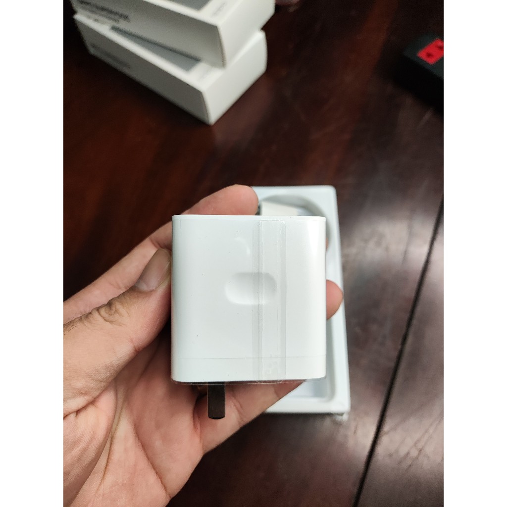 Sạc Oppo siêu nhanh SuperVooc 100W