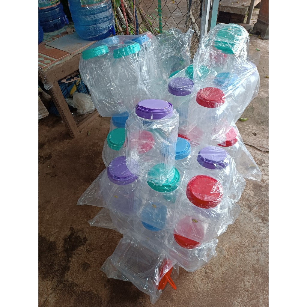 Trái Nhàu Tươi Ngâm Đường Phèn.Tặng Bình Ngâm. Nhắn tin cho shop trước khi đặt nhé.