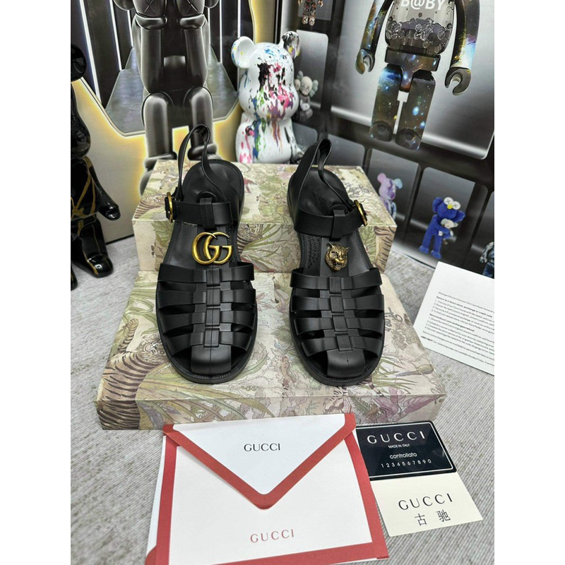 Dép rọ học sinh