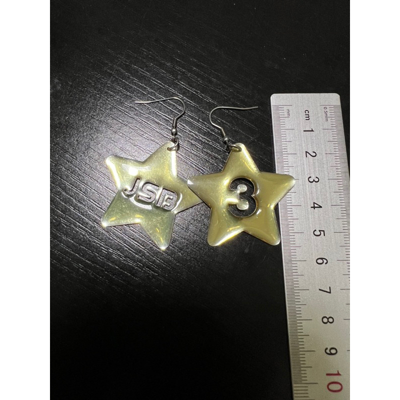 Bông tai nhiều kiểu