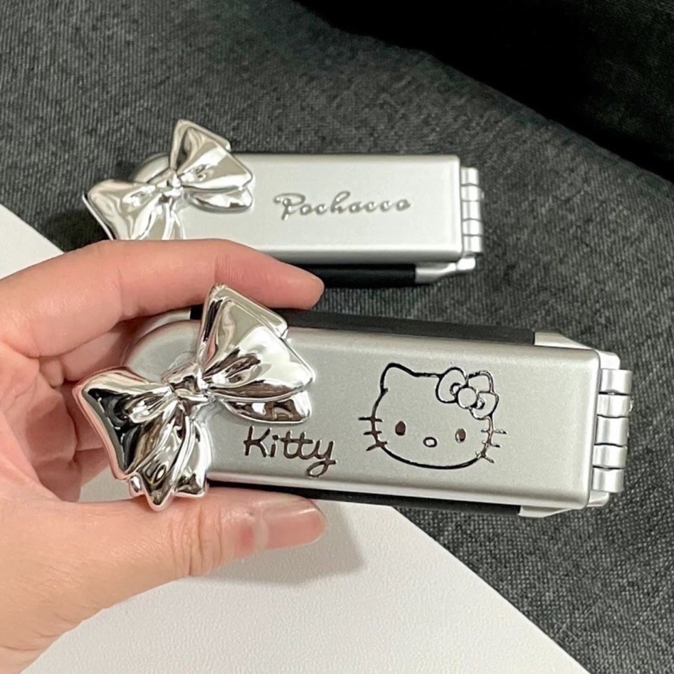 Lược Gấp Tích Hợp Gương Trang Điểm Hai Chức Năng Hình Mèo Kitty Sanrio