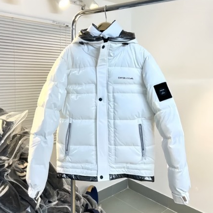 Áo Khoác Phao Nam Trần Bông Dày Dặn Bóng Mũ Liền Phối 2 Màu Trắng Đen Logo Thêu Tay Siêu Hottrend Form Dáng Unnisex 2023