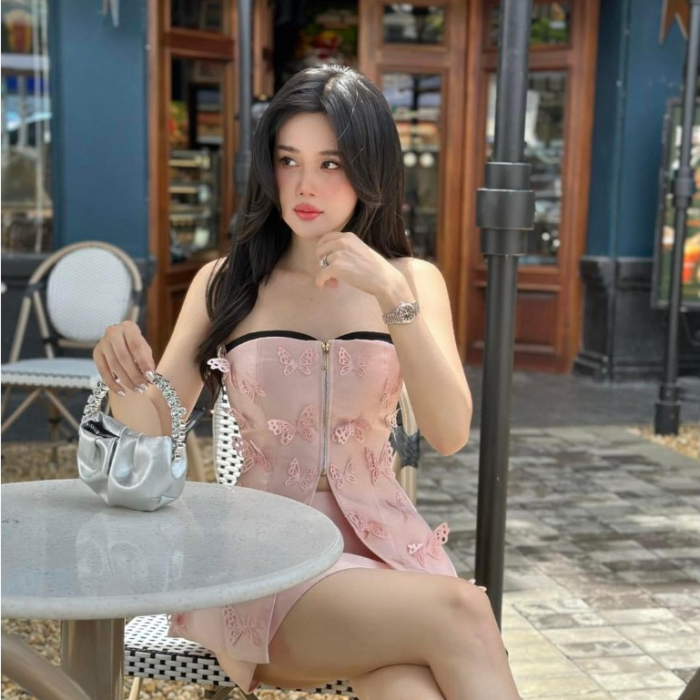 Set áo cúp xẻ đính chân váy chữ A tafta Nami Set Biu Clothing BB0146