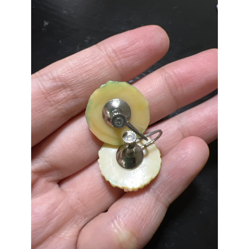 Bông tai hoa bằng nhựa, kẹp, nhiều mẫu