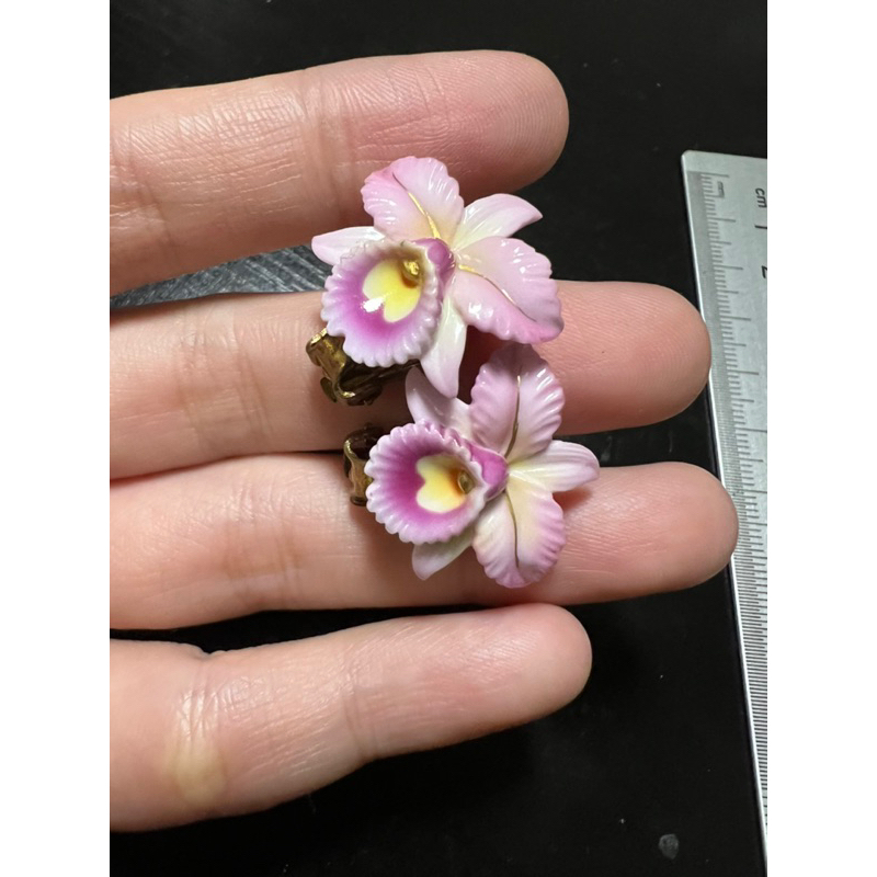 Bông tai bằng gốm, tinh xảo