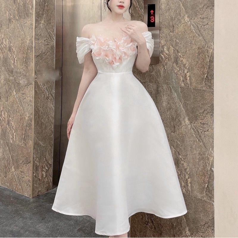 Váy Tapta Cánh Hoa Kết Tim Tay Tơ