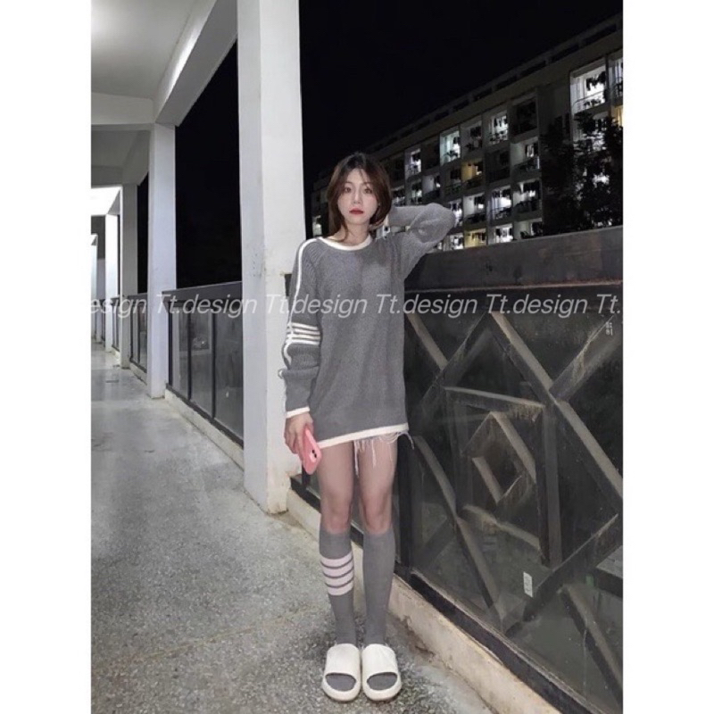 Áo Len Thom Phối Viền Kèm Tất