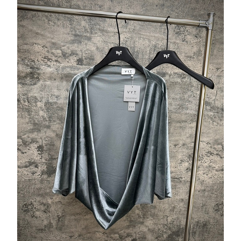 Set váy nhung thêu thỏ ngực