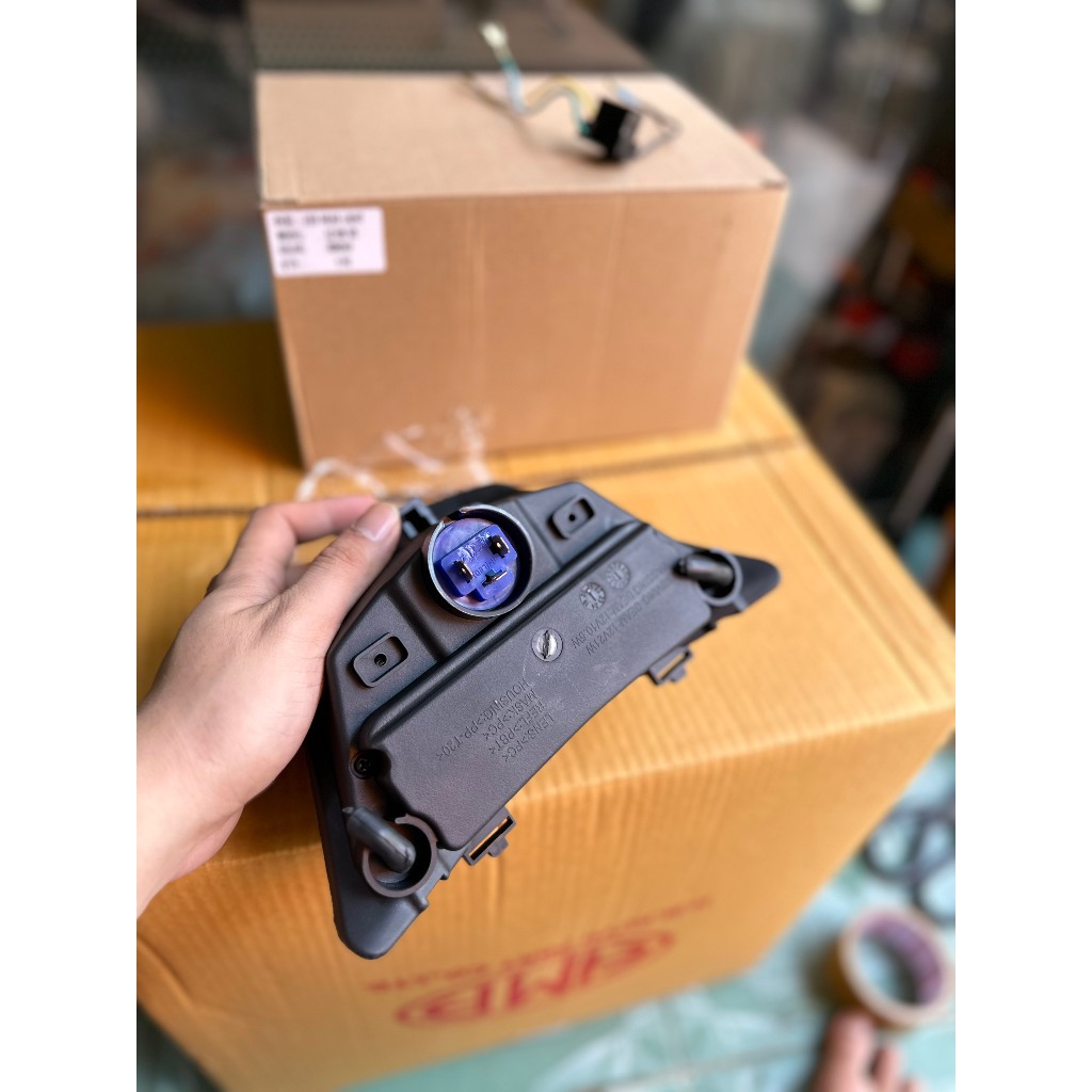 Pha đèn 2 Tầng Exciter 135 4S 2005-2010 Màu khói Cos - Pha Chuẩn